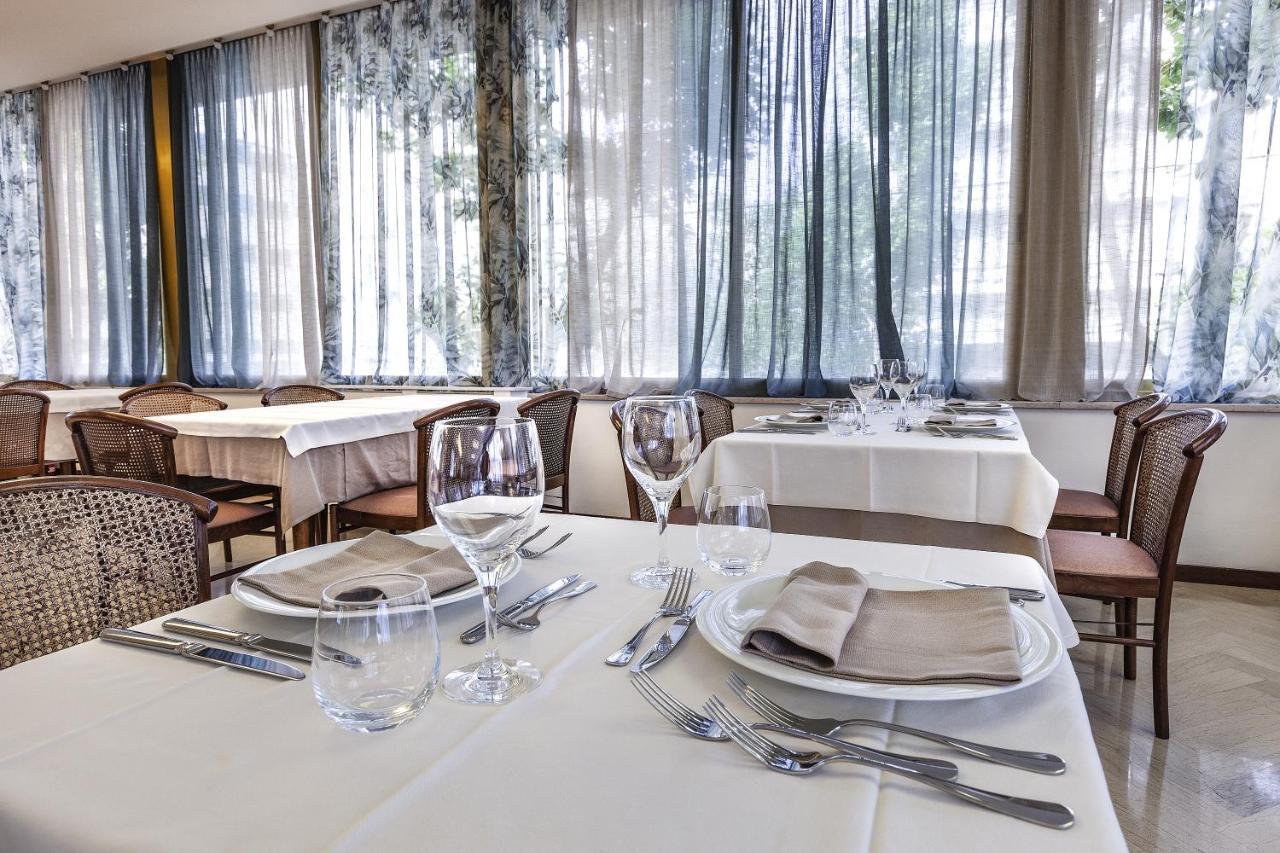 Ariminum Hotel Ріміні Екстер'єр фото
