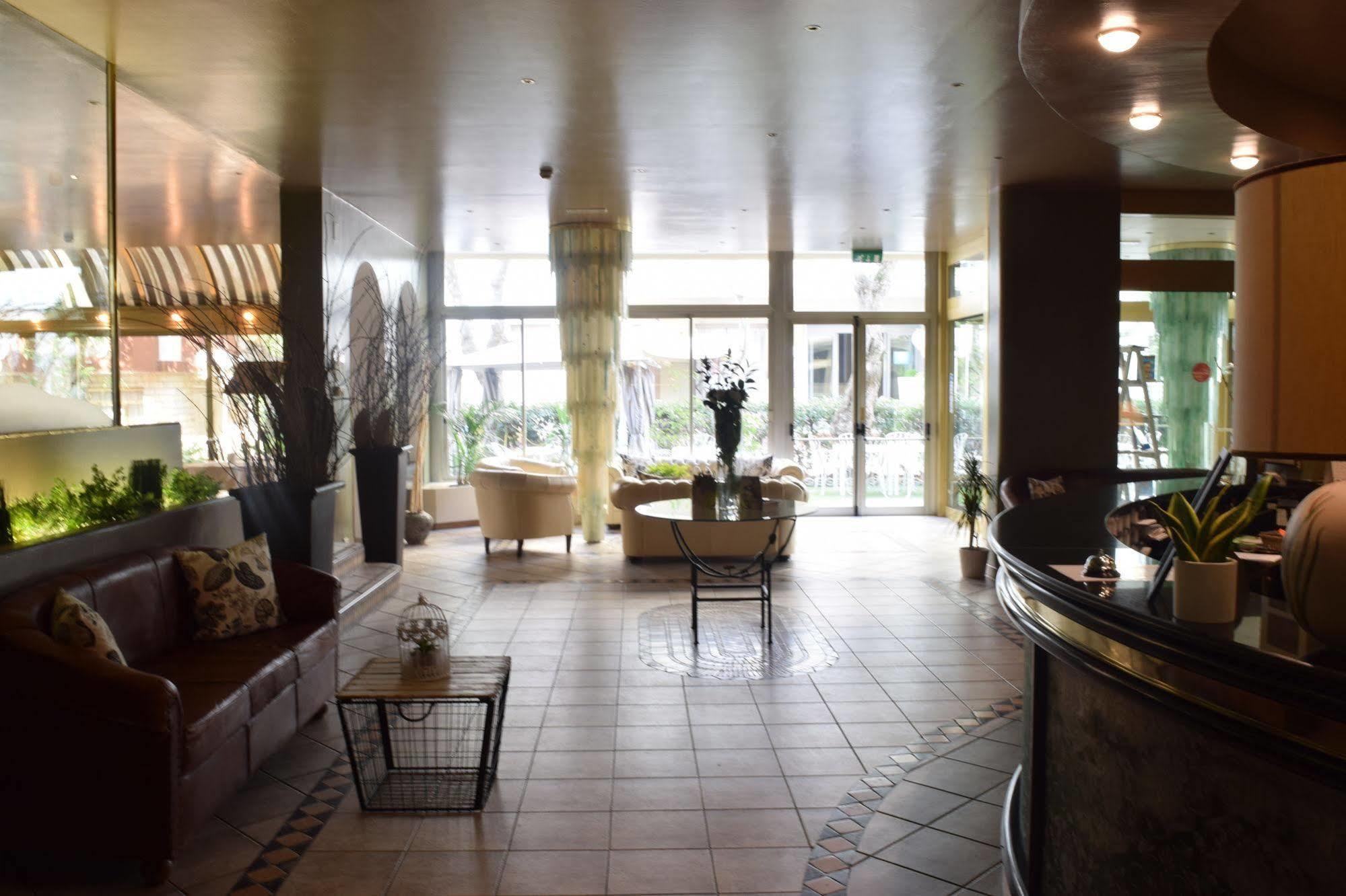 Ariminum Hotel Ріміні Екстер'єр фото